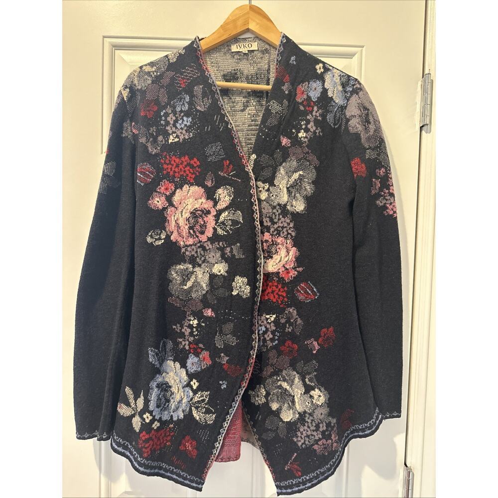 IVKO Women's 100% Superfine Lambswool Floral Cardigan Snap‎ Front Gray Size M/38